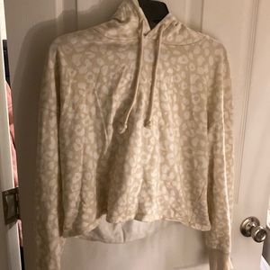 Forever 21 Cheetah Print Cropped Hoodie